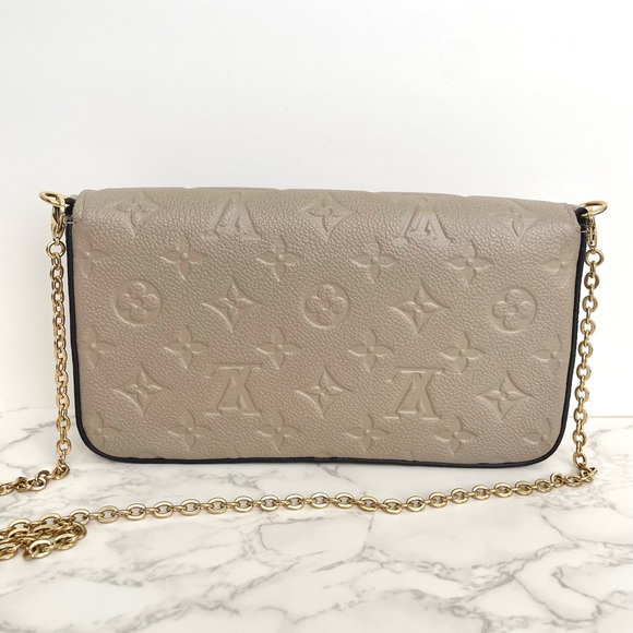 ❌SOLD❌ Authentic Louis Vuitton Felicie Pochette Empreinte Turtledove Crossbody - Picture 4 of 14